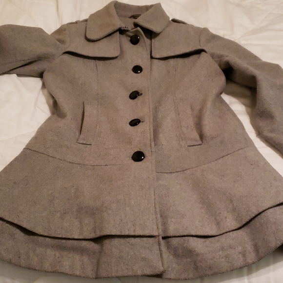 Women's Guess Coat - Picture 7 of 8